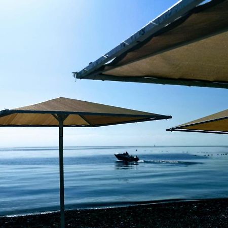Ugur Beach Hotel เกเมร์ ภายนอก รูปภาพ