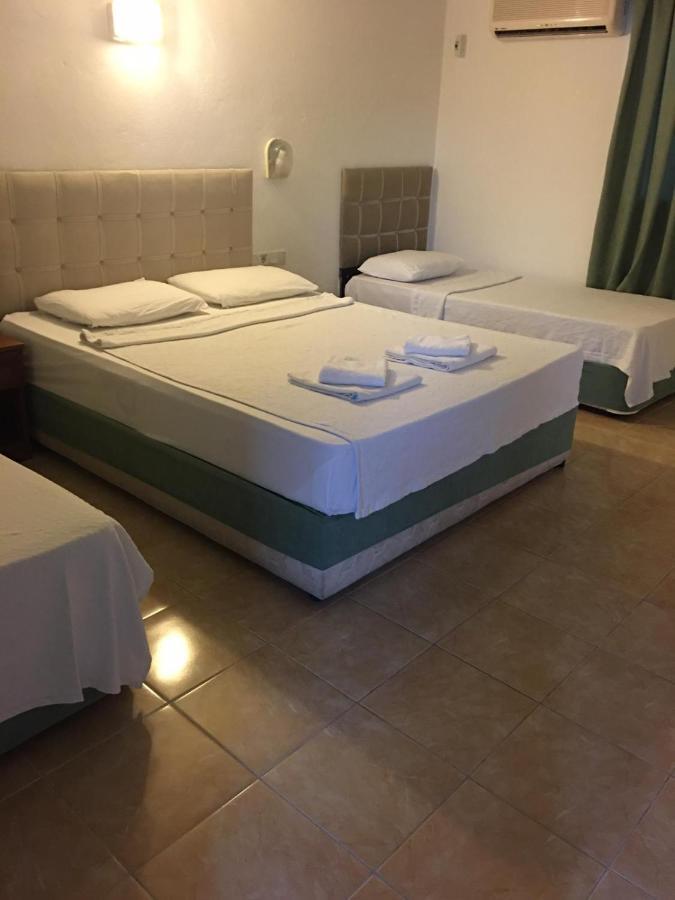 Ugur Beach Hotel เกเมร์ ภายนอก รูปภาพ