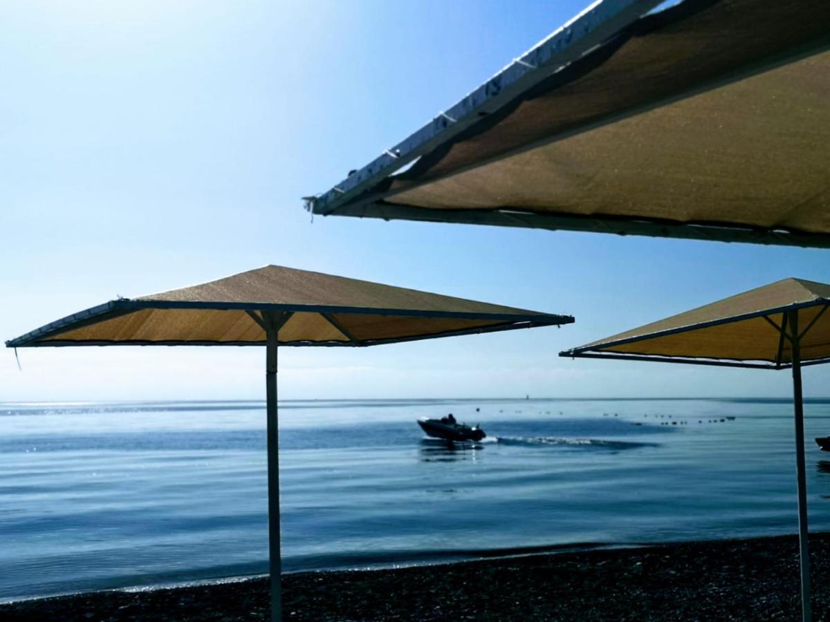 Ugur Beach Hotel เกเมร์ ภายนอก รูปภาพ