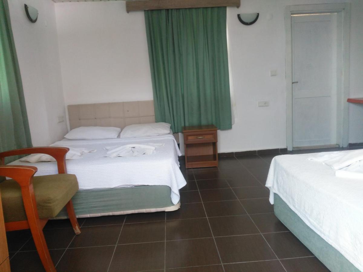 Ugur Beach Hotel เกเมร์ ภายนอก รูปภาพ